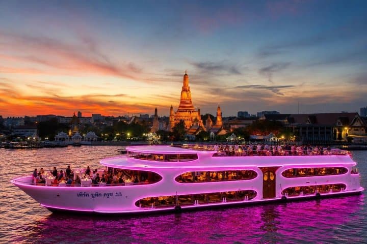 Pearl Boutique Luxury Dinner Cruise on Bangkok Chao Phraya River