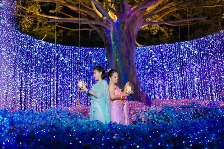 Nasatta Light Festival with Maeklong Railway Market - 4