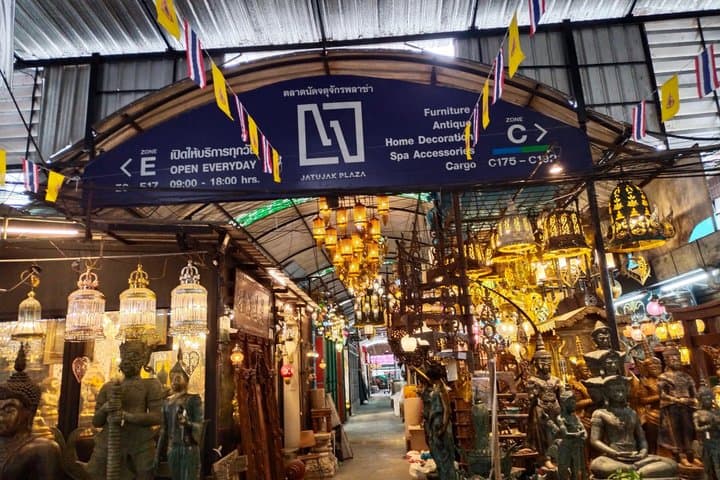 Chatuchak Plaza Vintage Market Tour with Live Muay Thai Viewing - 3