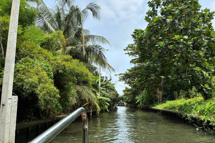 2-hour Bangkok Canal Cruise by EV Boat Big Buddha - 1