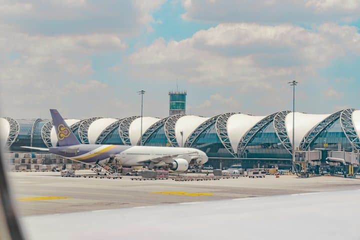Suvarnabhumi Airport VIP Fast Track Immigration Service - 3